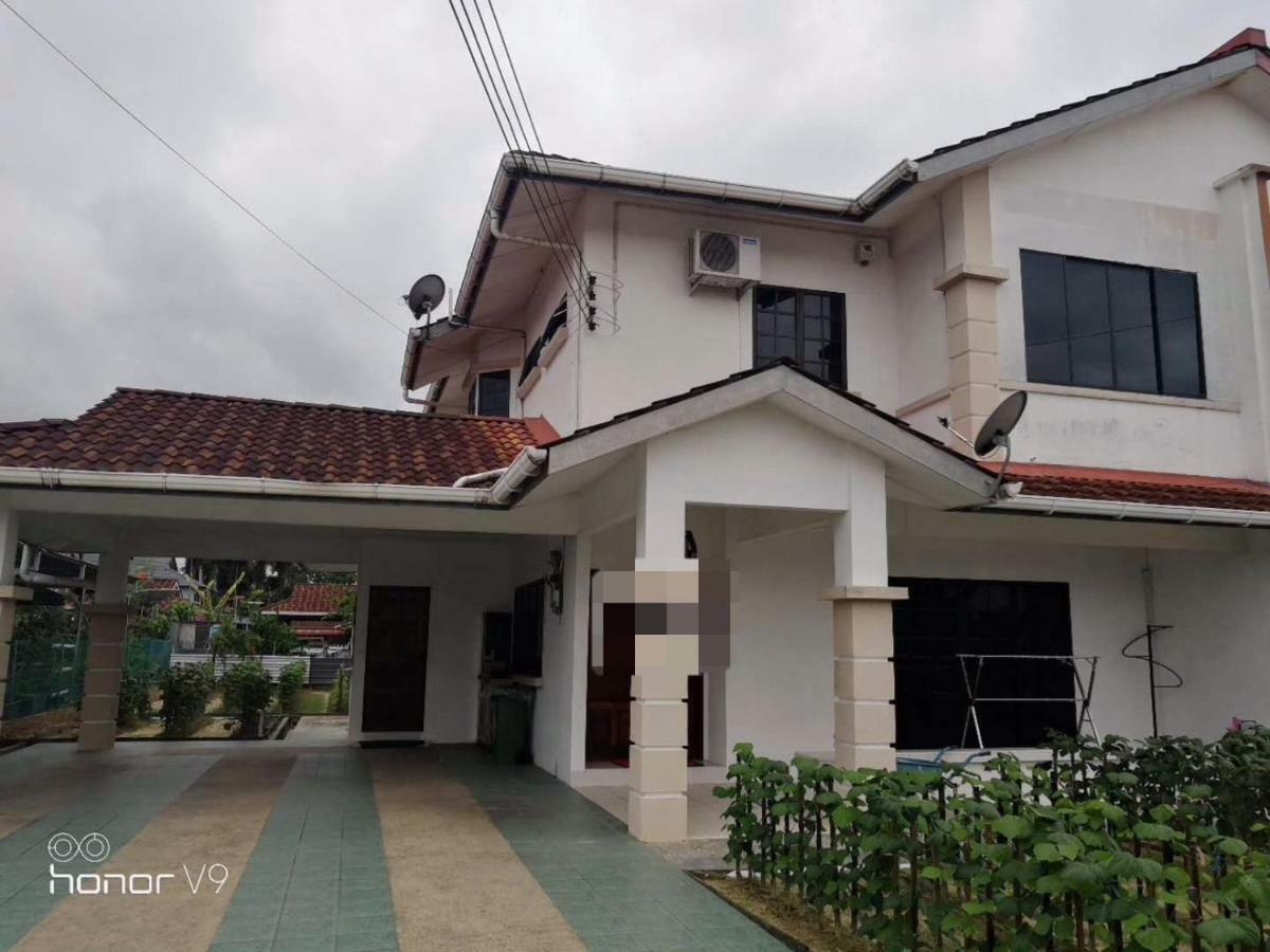 Golden Swan Sibu Homestay エクステリア 写真